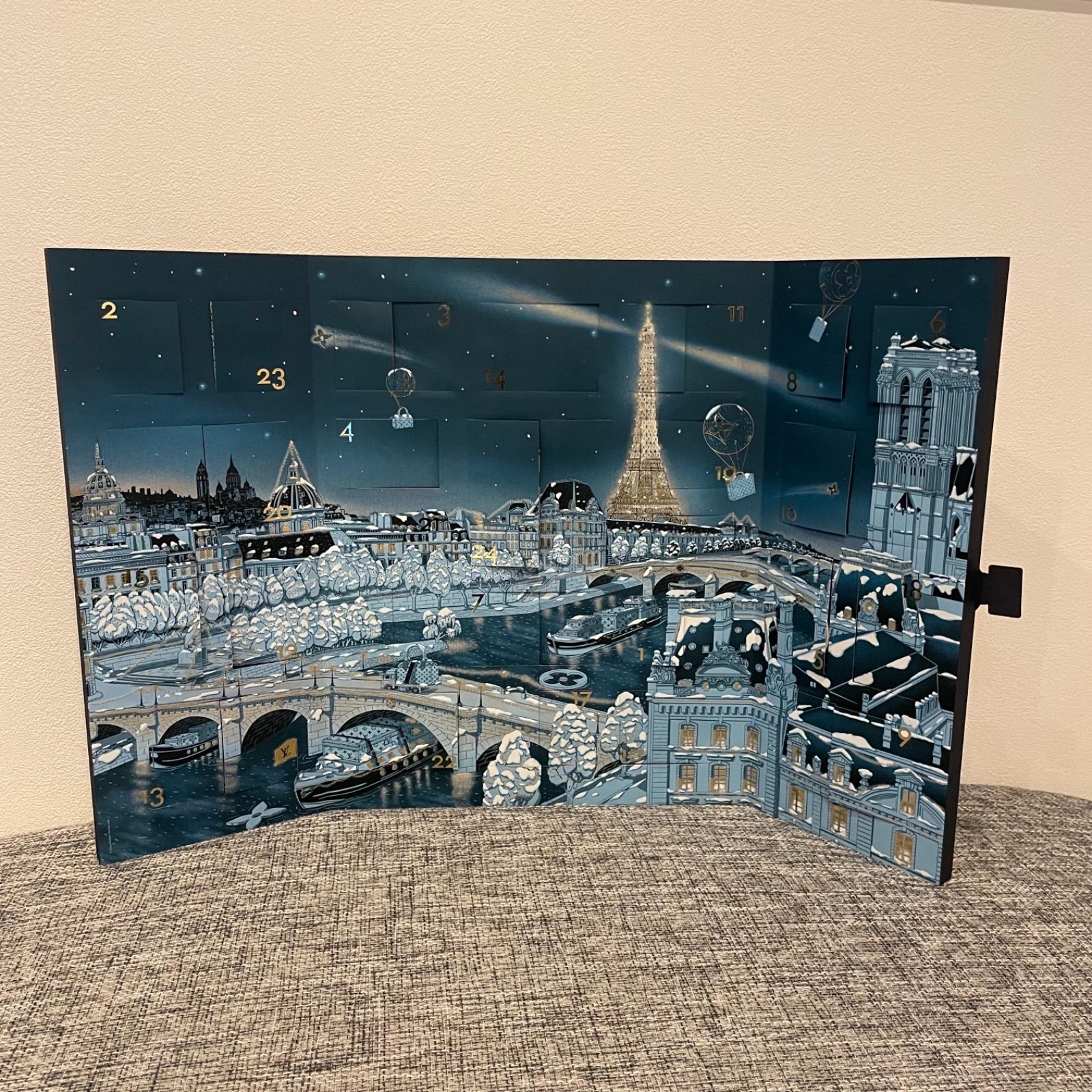 ルイヴィトン アドベントカレンダー