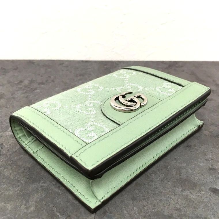  み ♥品 GUCCI コンパクトウォレット 523155 グリーン き 497 折り財布 小物