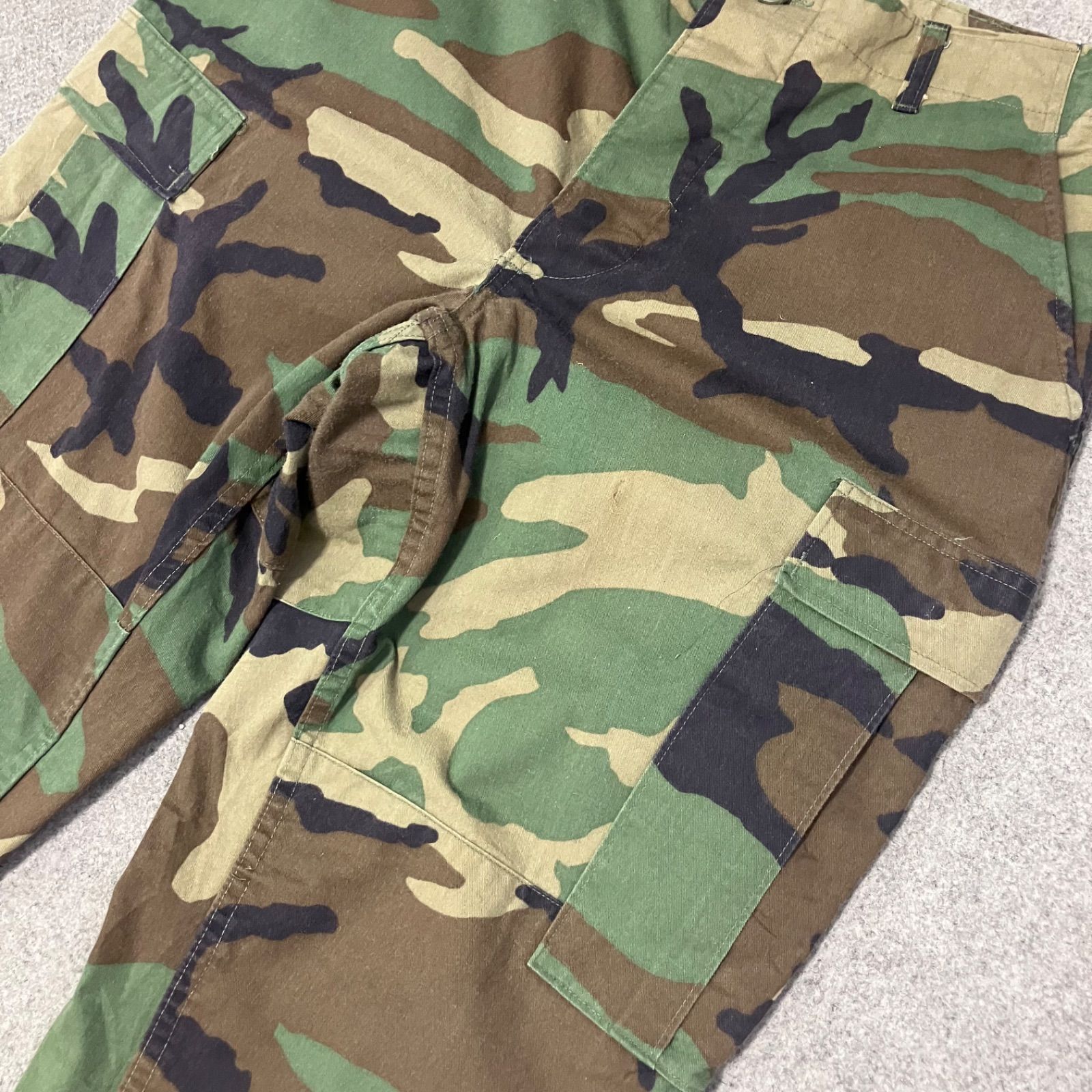 P2694 U.S.ARMY 90s ウッドランドカモ カーゴパンツ ミリタリー - メルカリ