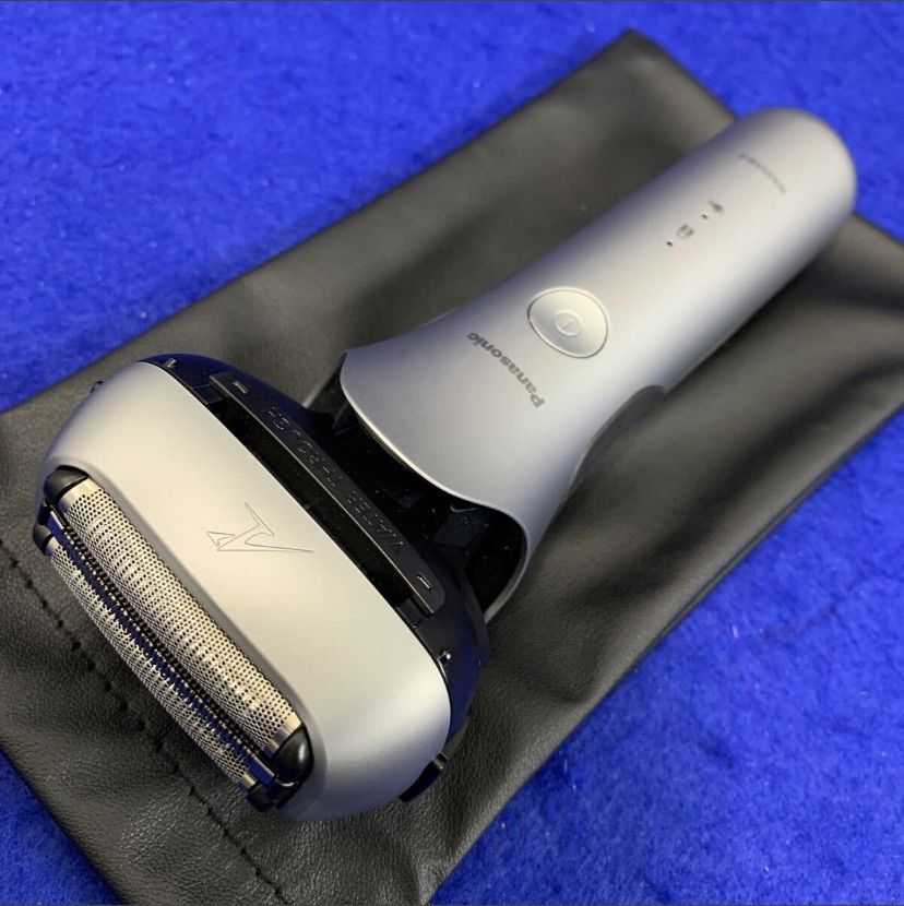 展示 保証 ♥ Panasonic パナソニック ES-L380D-S ラムダッシュ メンズシェーバー3枚刃 全自動洗浄充電器 充電中でも剃れる シルバー