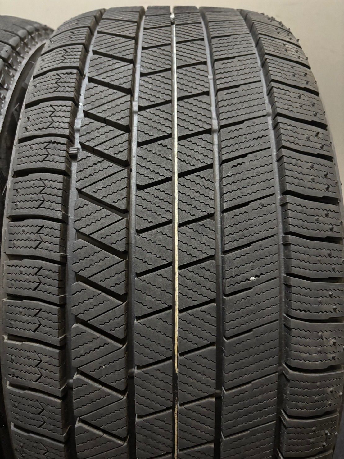 245 45 R 17 VRX 3 23年製 スタッドレス 4本 ブリヂストン ブリザック ベンツ Eクラス アウディ A 4 TT 南3 K 558