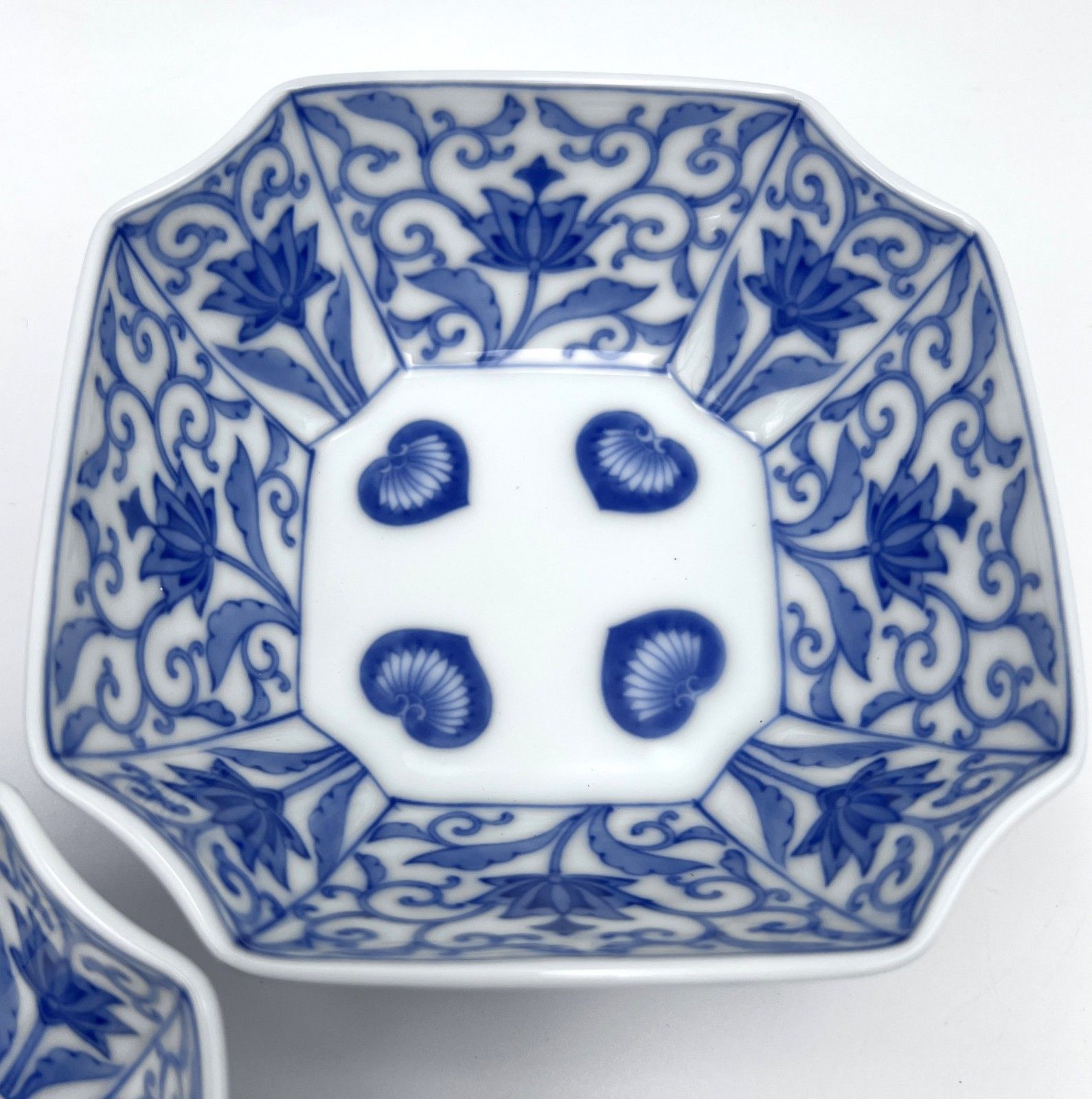 未使用 深川製磁 宮内庁御用達 かぶと唐草 小鉢揃 5枚 共箱 有田焼 和