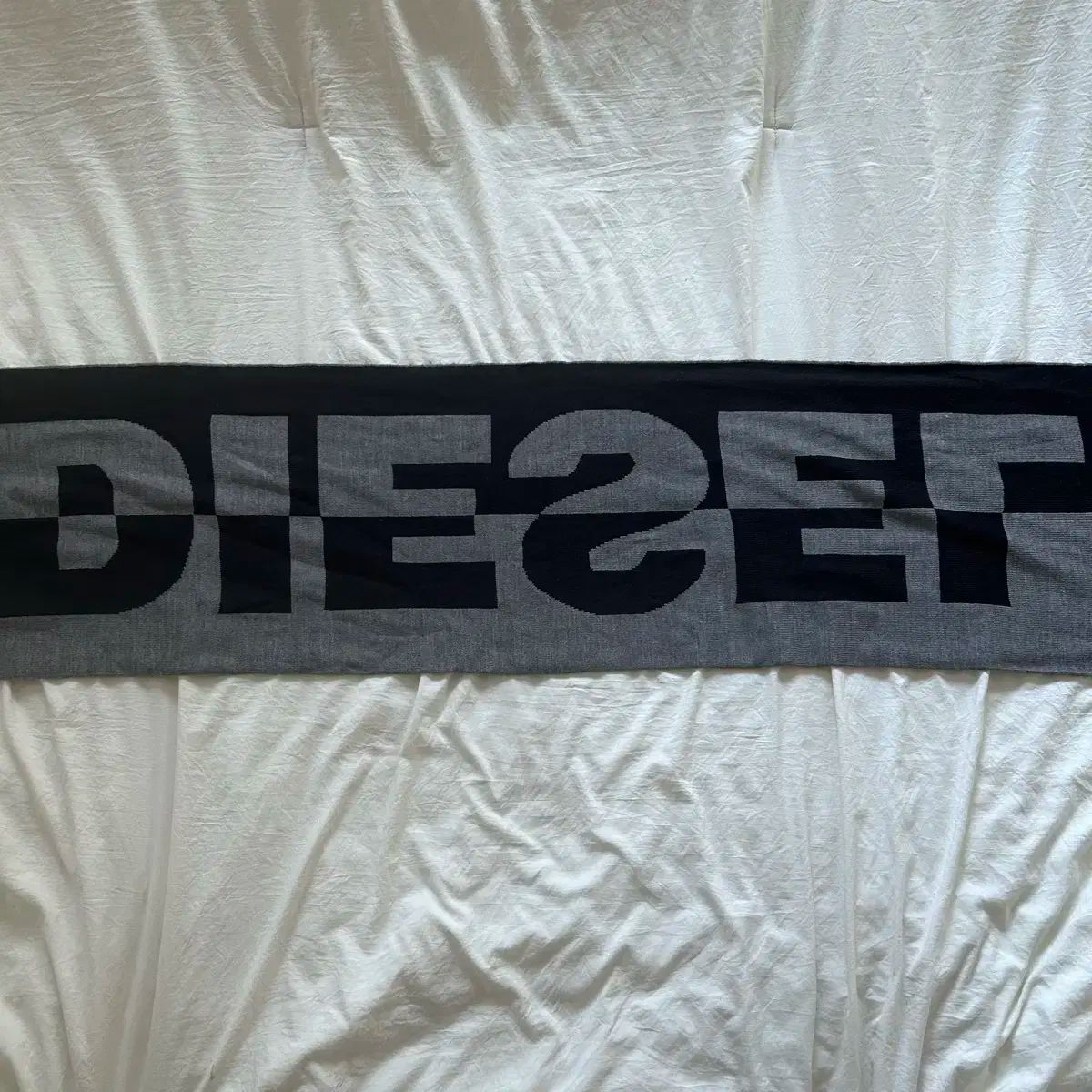 DIESEL ディーゼル ロゴ ツートン マフラー