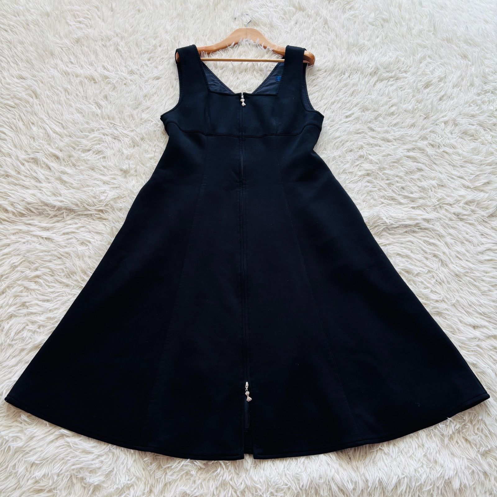 エムズグレイシーサイズ42黒カメリアジャンバースカート 2026年最新