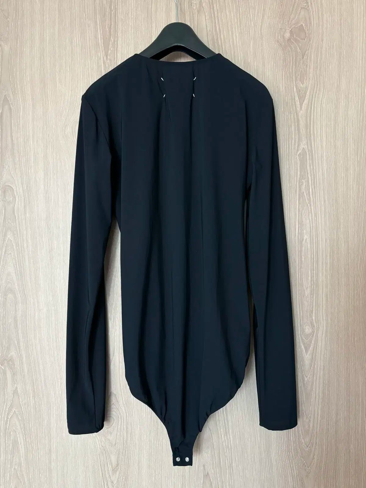 メゾンマルジェラ ブラック ラウンドネック ボディスーツ IT 46