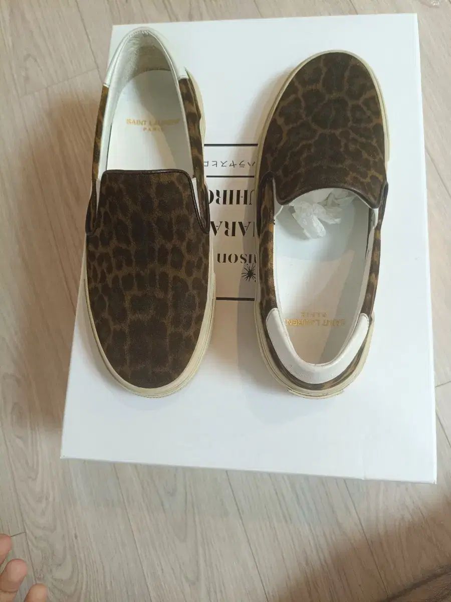  35 YVES SAINT LAURENT イヴ サンローラン レオパード スリッポン 225 230 フラットシューズ バレエシューズ パンプス