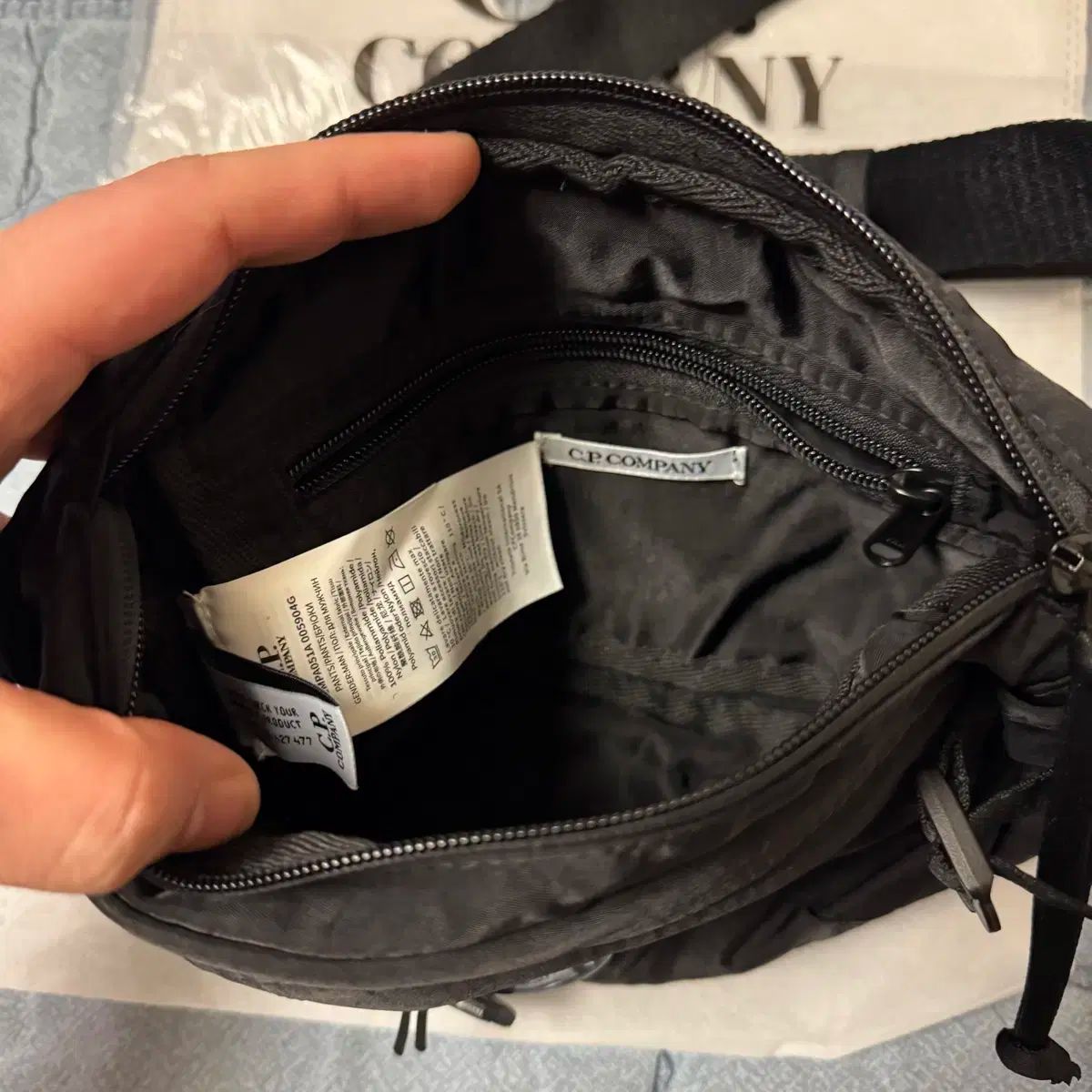 ナイロン ヒップバッグ