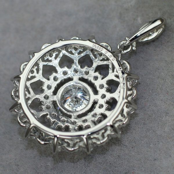 新品 Pt950 ダイヤモンド ペンダントトップ 0.662ct G SI2 G D0.52ct