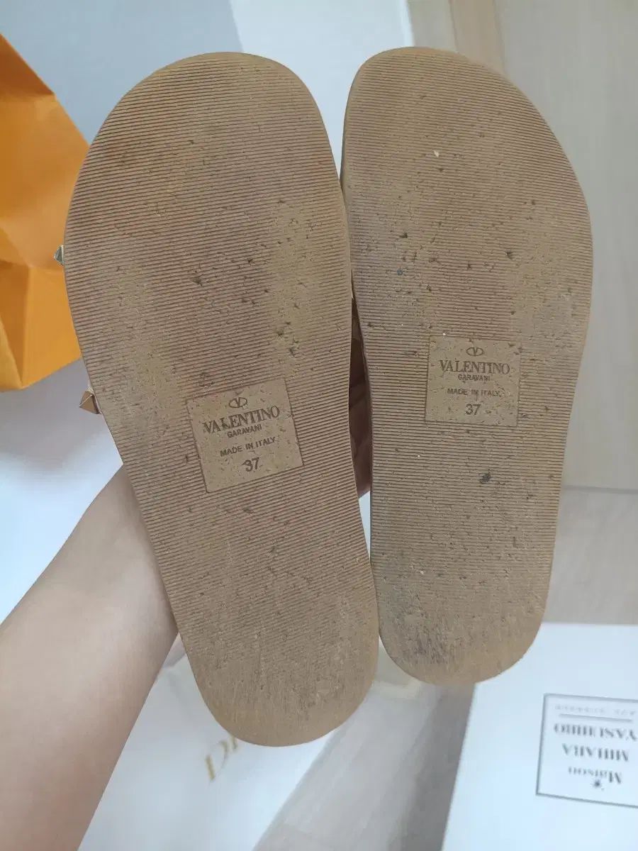  37 ヴァレンティノ ロックスタッズ スリッパ パンク 235 245 サンダル サンダル ミュール