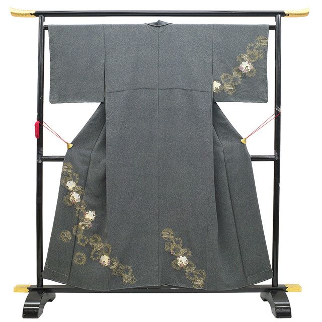 新古品 訪問着 着物 ♥ フォーマル 正絹 袷 刺繍 金彩加工 濃グレー 花丸文 牡丹 梅 桜 楓 萩 桔梗 鈴乃屋扱い 春 秋 冬 本加工 着物 仕立て上がり 身丈157 裄丈65 Mサイズ みやがわ sb16573