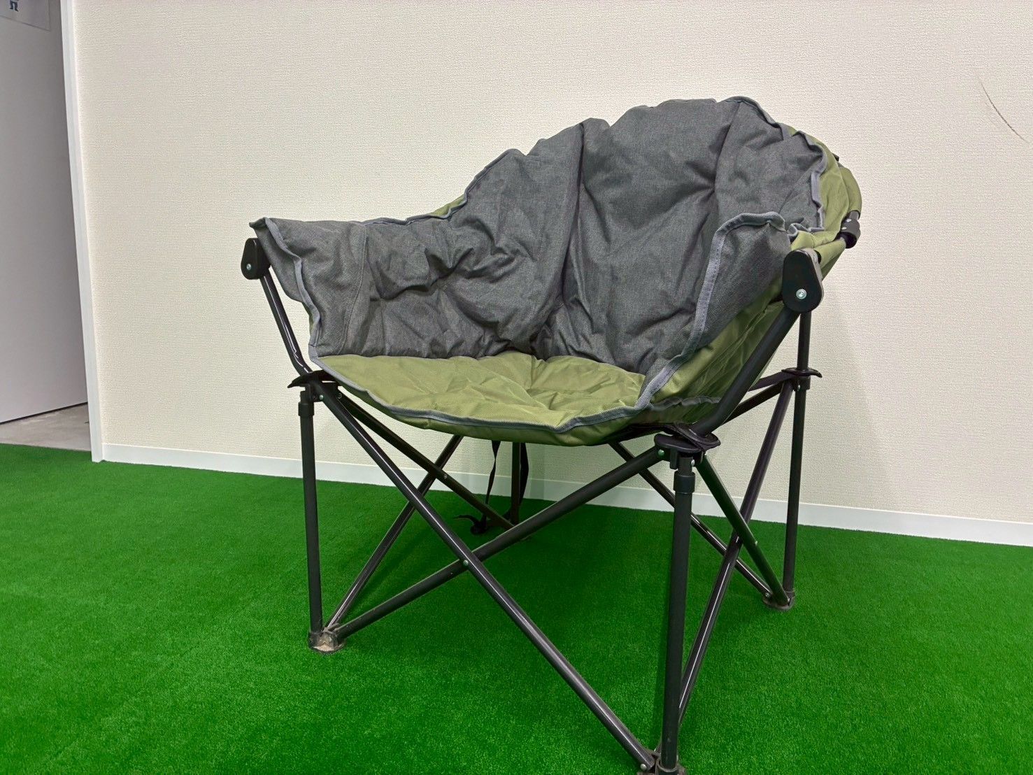 Luoda ボスチェア アウトドアチェア カーキ