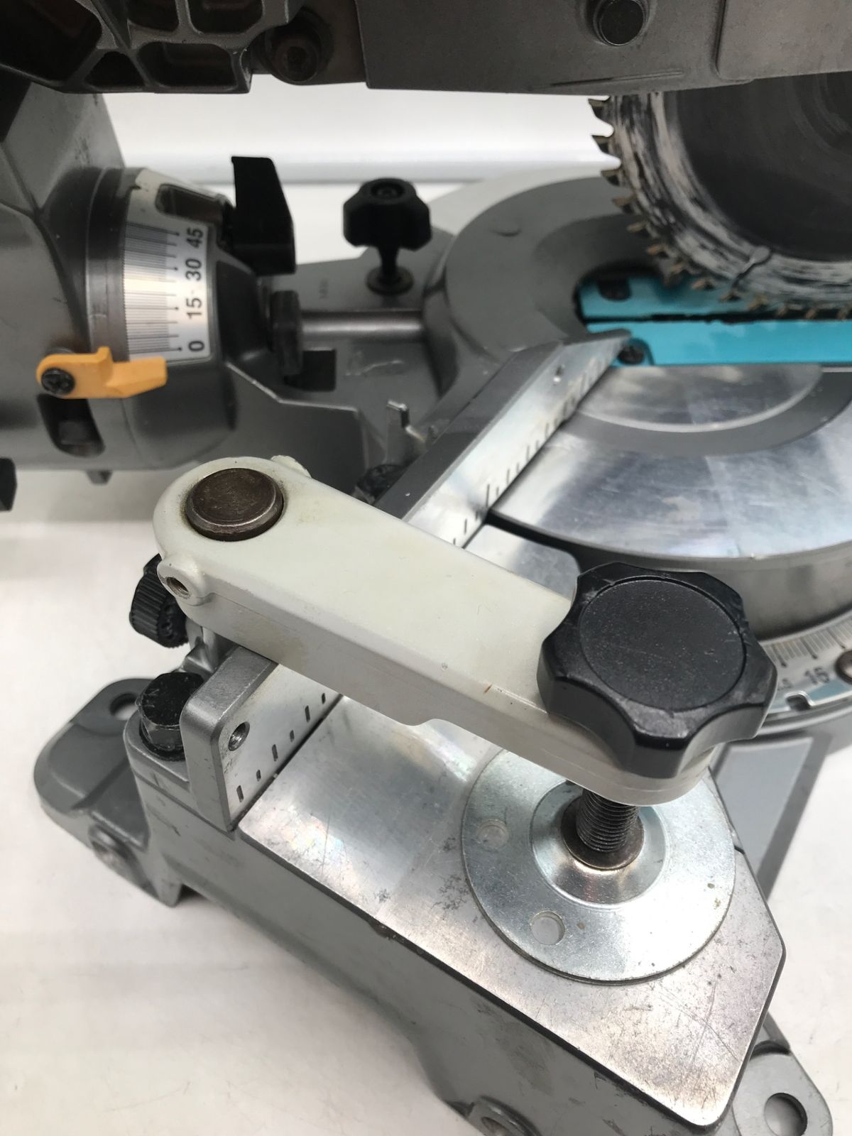 LS001GZ IT28AF22AR2G