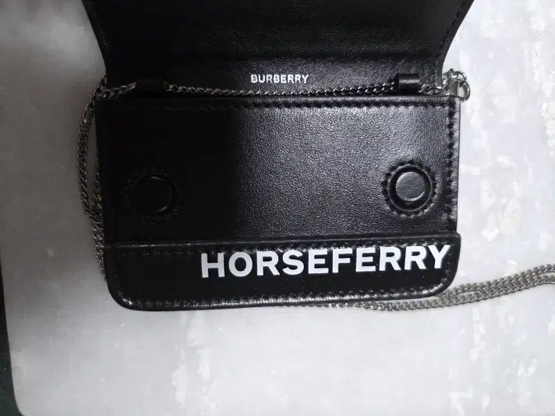  バーバリー ネックレス カードウォレット その他 折り財布