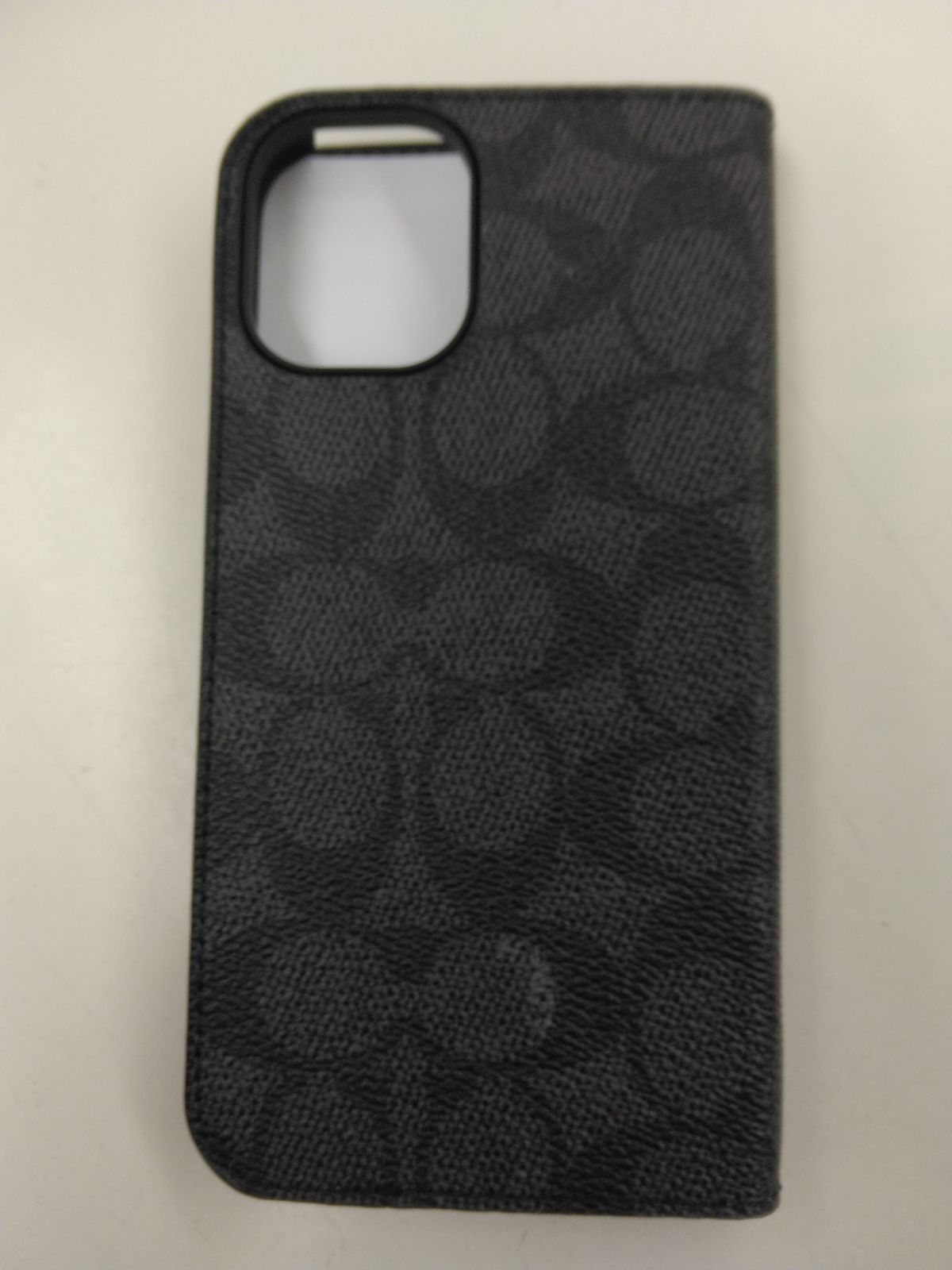 スマートフォン・携帯電話 iPhone 16 Plus用 COACH（R）ブックタイプケース