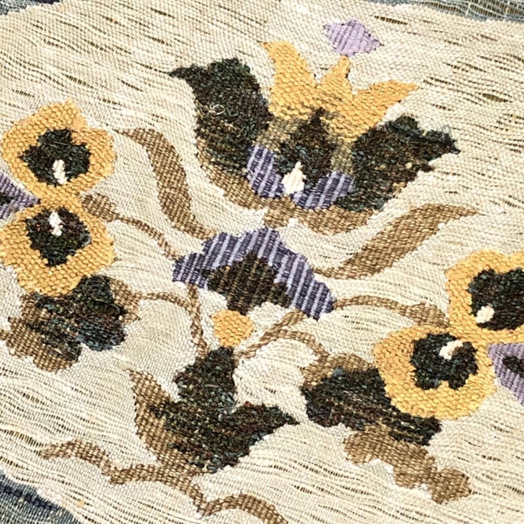 横縞に花柄模様