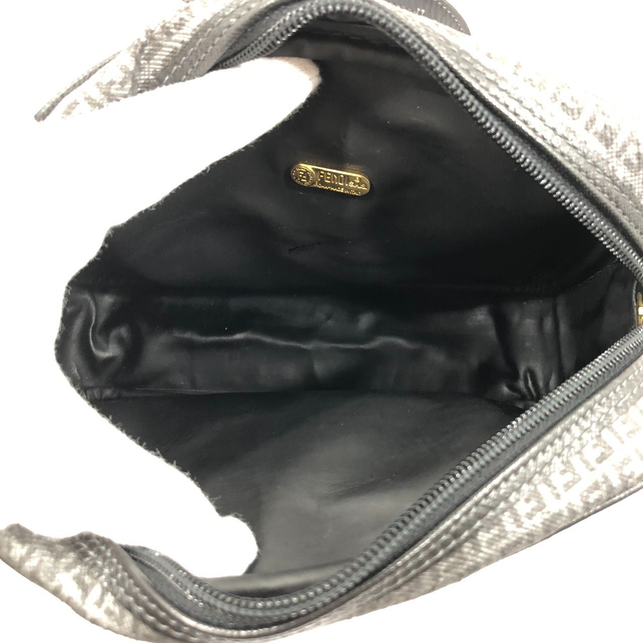 ショルダーバッグ