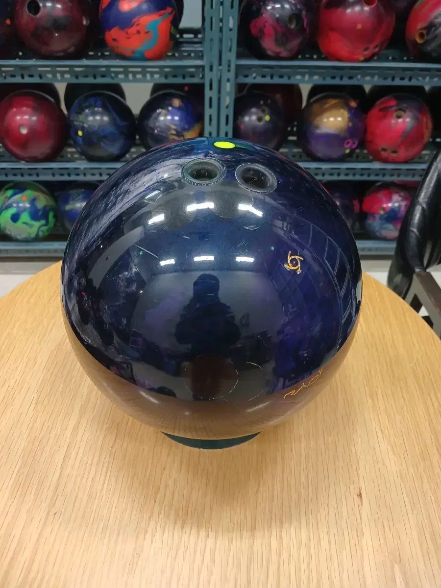 バドミントンラケット 4本セット ボルトリック30YONEX