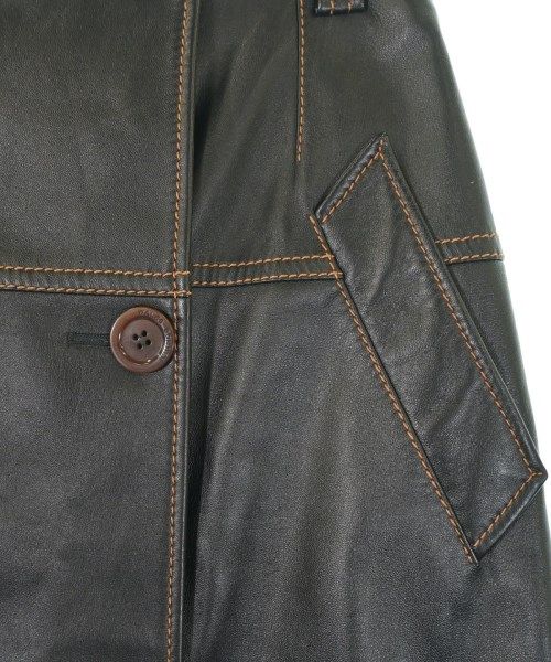 ひざ丈スカート