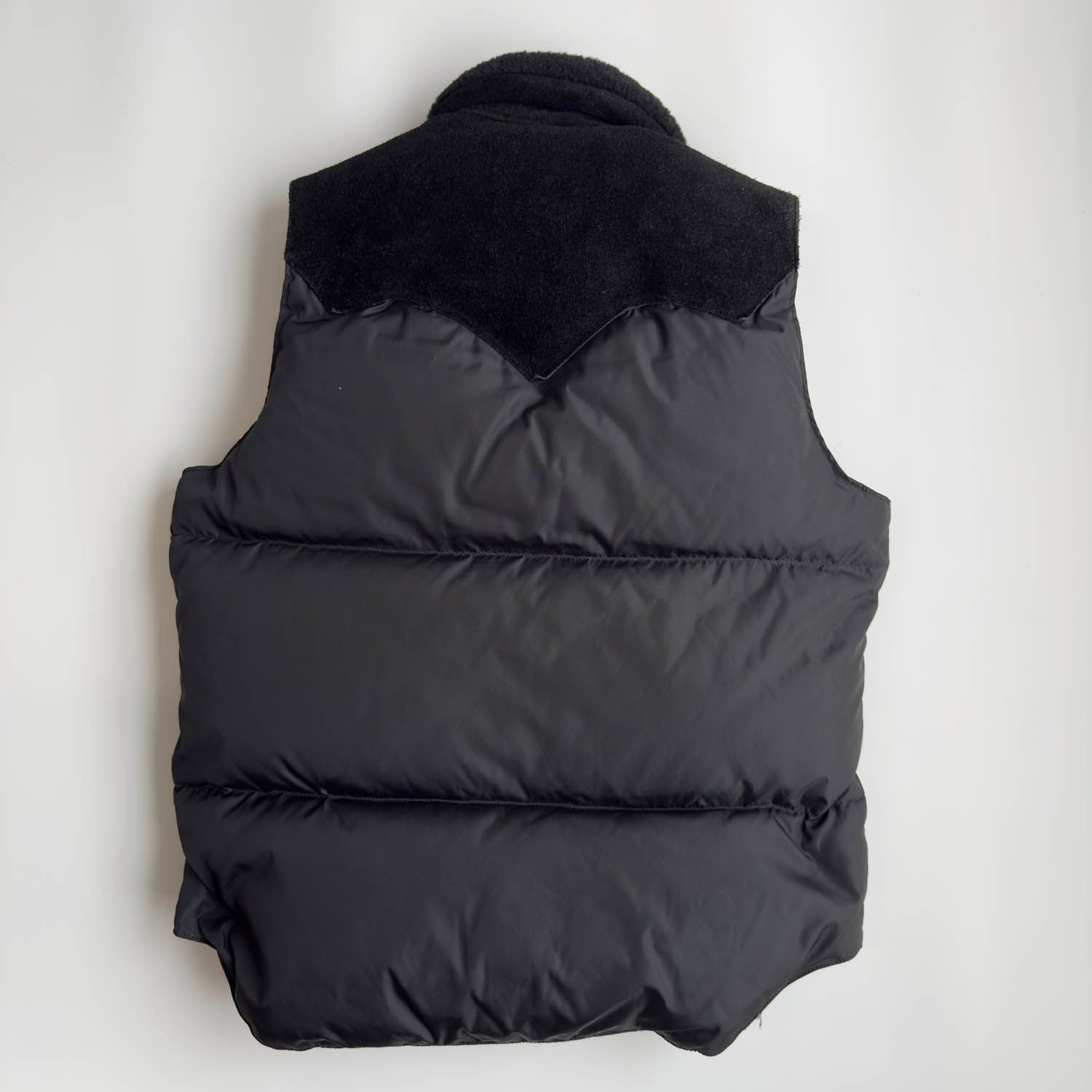 ロッキーマウンテン フェザーベッド Shinzone ダウンベスト Rocky