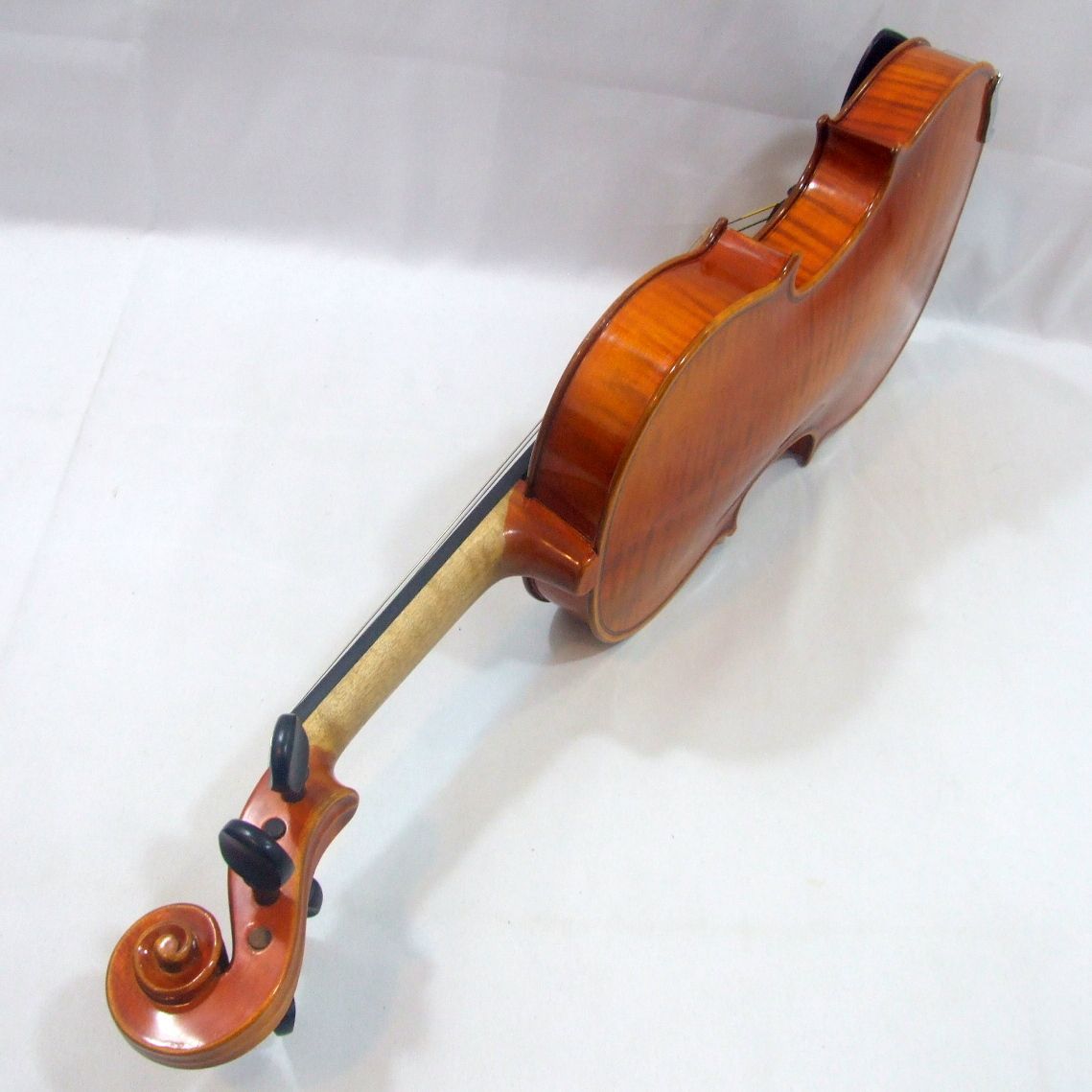 ヨーロッパ製バイオリン