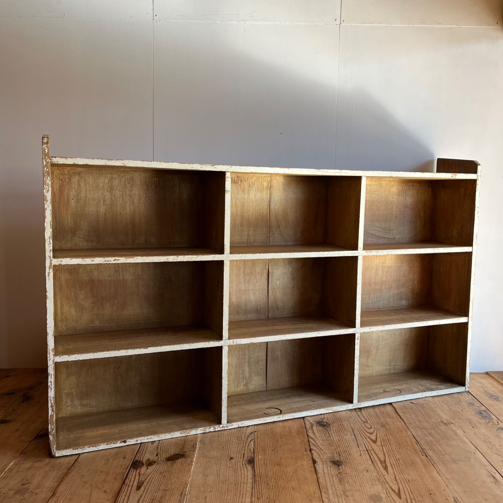 アンティーク オープンラック 棚 本棚 食器棚 店舗什器 シャビー ホワイト y231