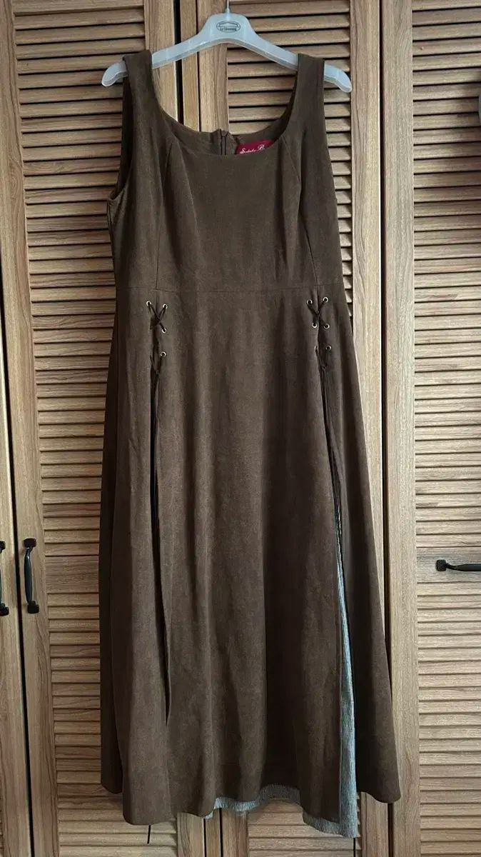 ソーディングキーブレーザー スウェード ブラウン Long ONE PIECE ドレス