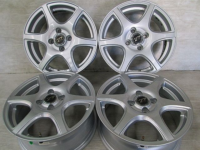 Weds TREFFER 15インチ 5穴 114 3 装着車種bB ヤリス CR X シビック ノート デミオ