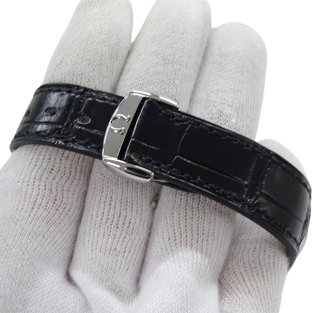 レザー シルバー