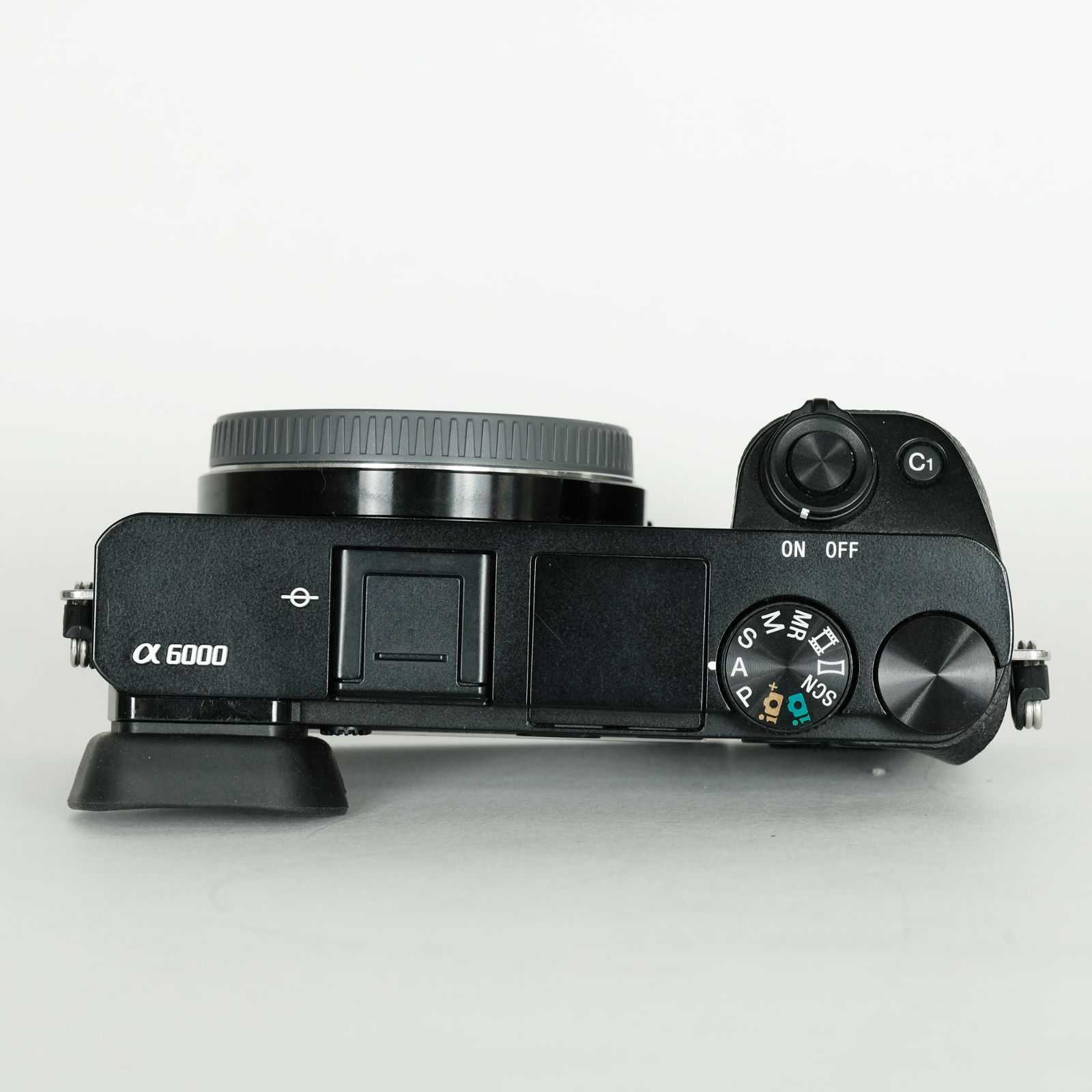 シャッター数13