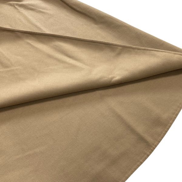 Vネック キャメル