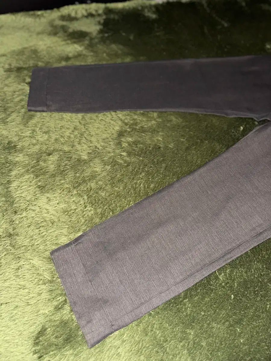 シンチバック パンツ