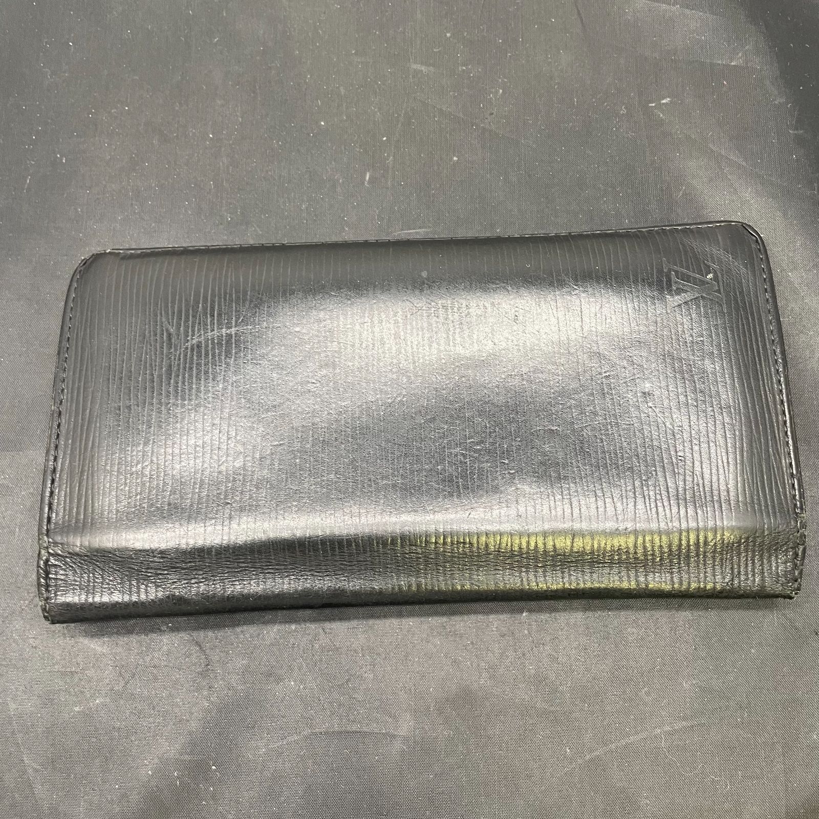 ルイヴィトン ポルトフォイユブラザ