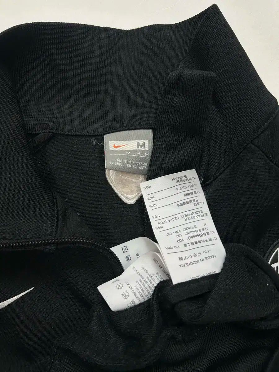 ユヴェントス トラックジャージ