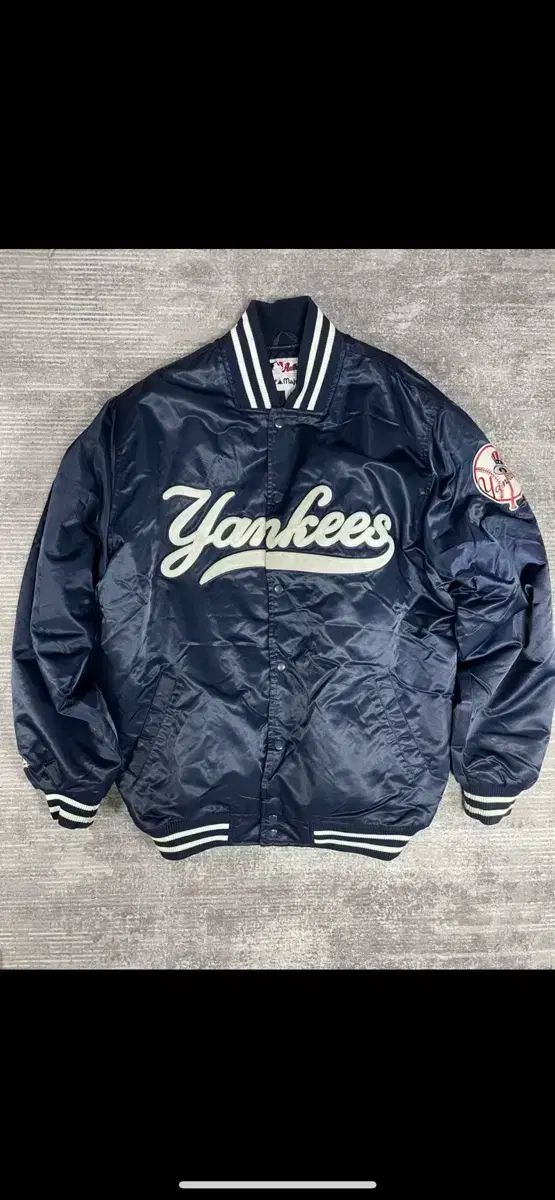 マジェスティック NEW YORK ヤンキース 野球 アウター ネイビー