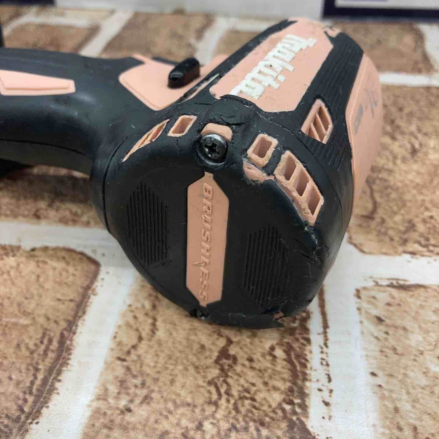 コードレスインパクトドライバー