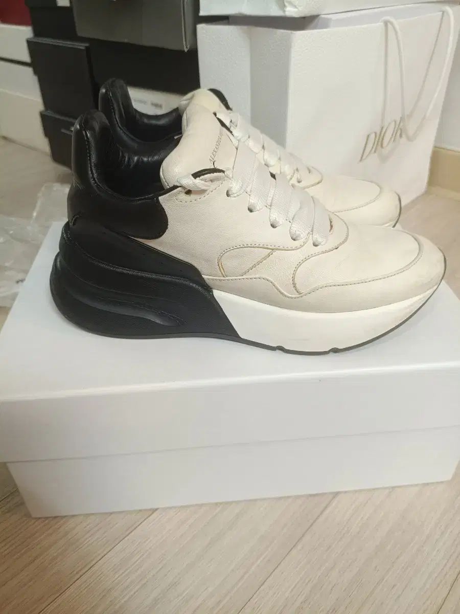 正規品37 Alexander McQueen アレキサンダー マックイーン オーバーソール ランナー スニーカー 235 245