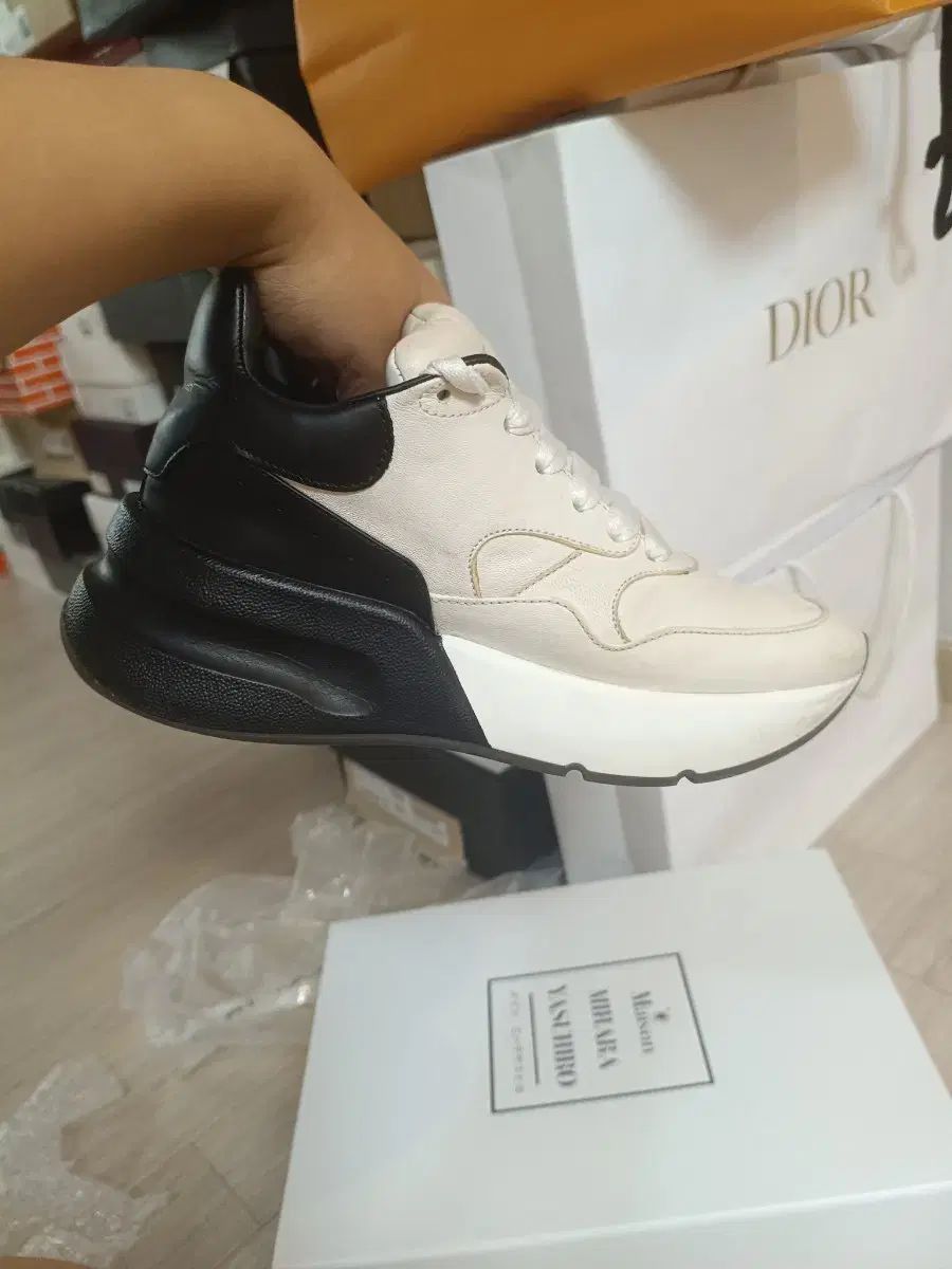 ランナー スニーカー