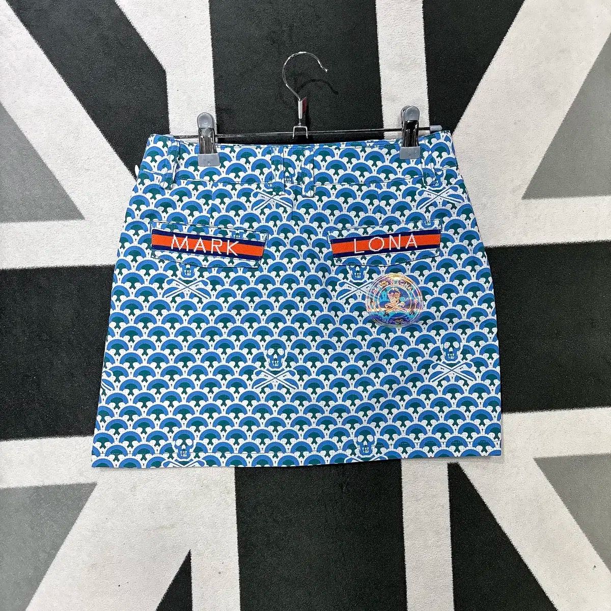 MARK & LONA マークアンドロナ ゴルフスカート - メルカリ