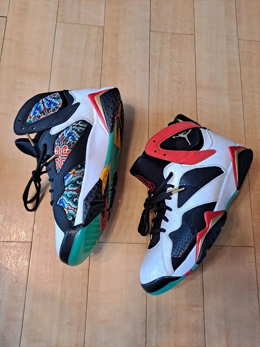 280 エアジョーダン 7 レトロ チャイナ