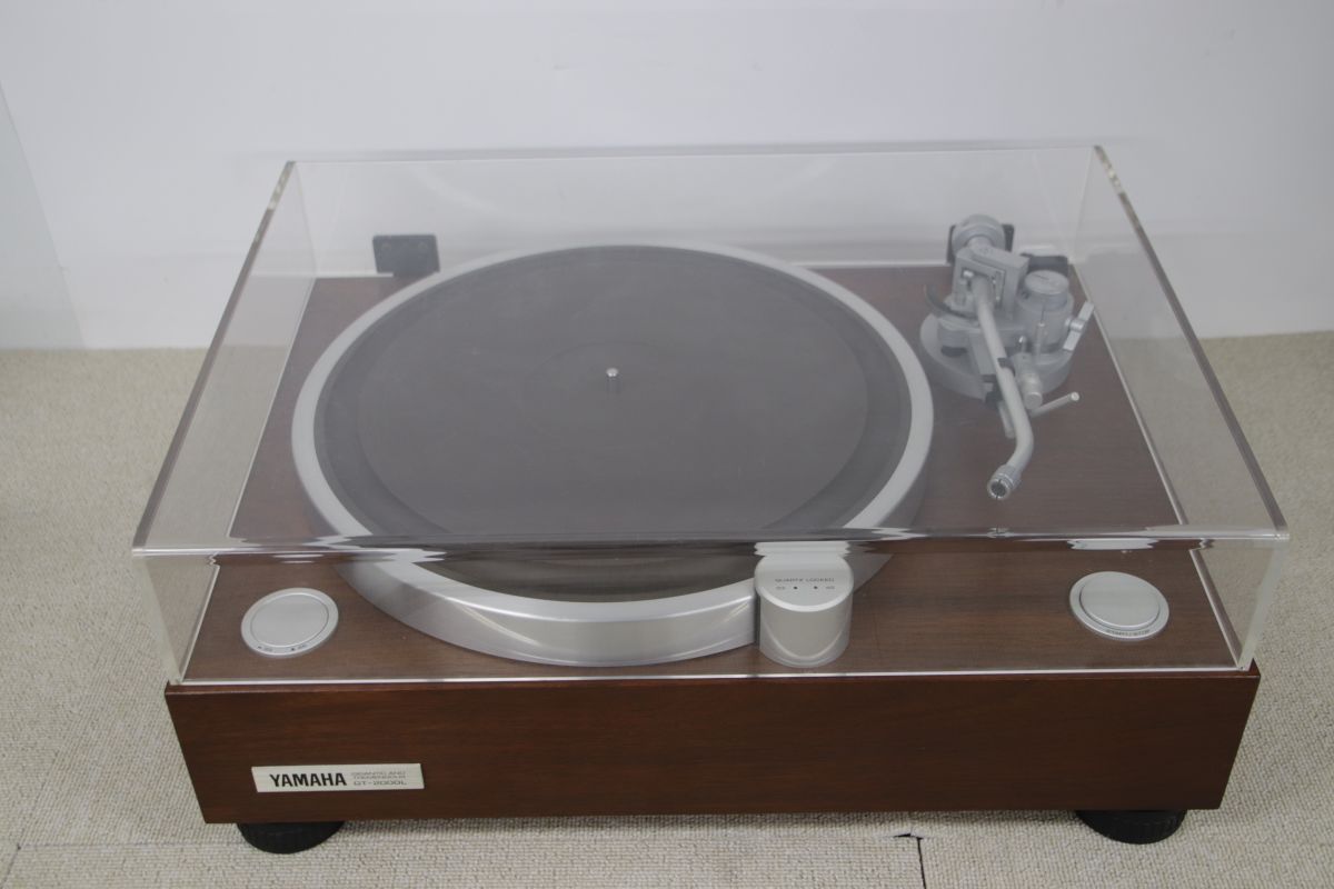 Yamaha ヤマハ GT-2000L Direct Drive Turntable ダイレクトドライブタ ンテーブル 28000