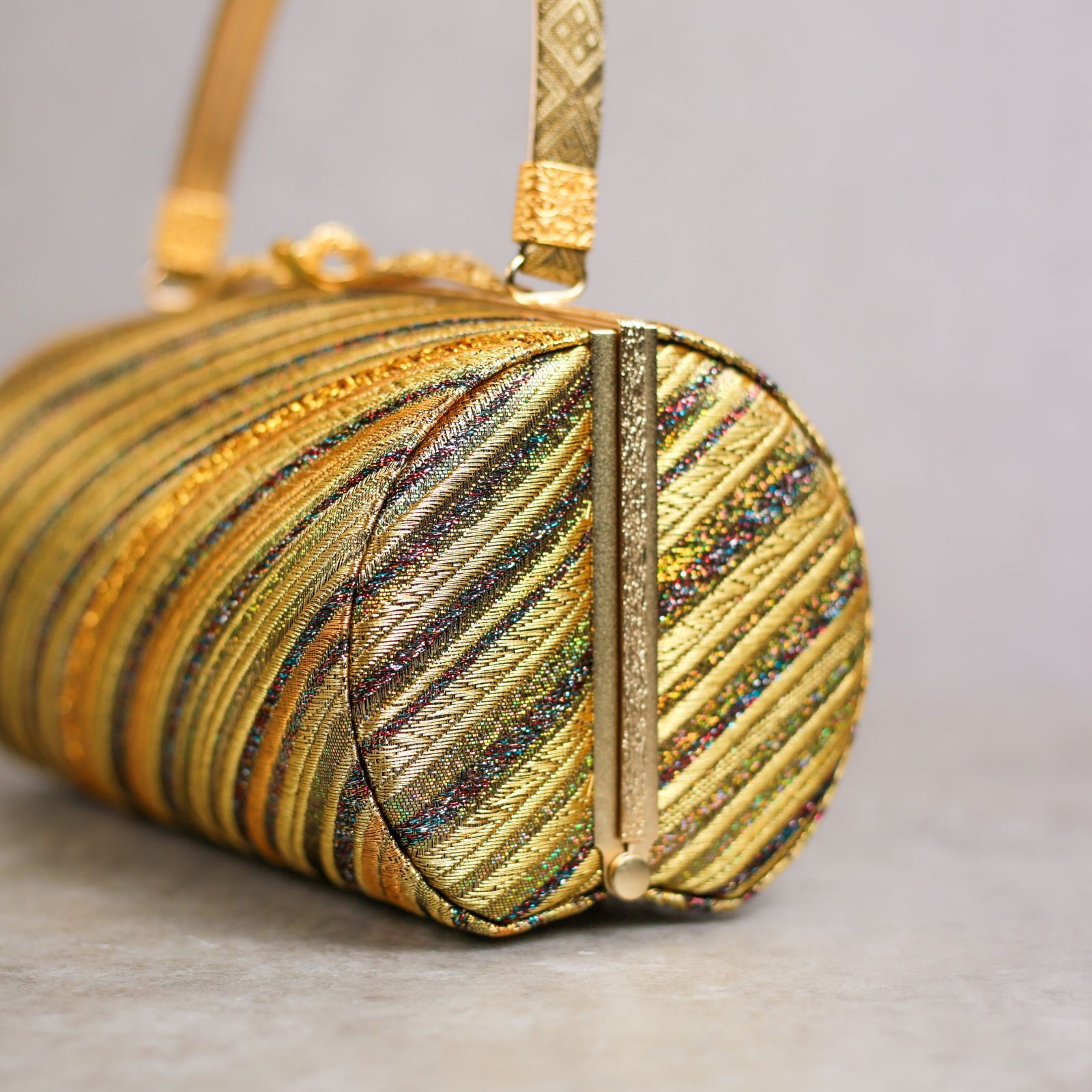  草履バッグ 草履バック 草履バッグセット 成人式 振袖用 振袖 結婚式 卒業式 ゴールド ラメ 金糸 Fサイズ フリーサイズ Z-173 振袖 着物