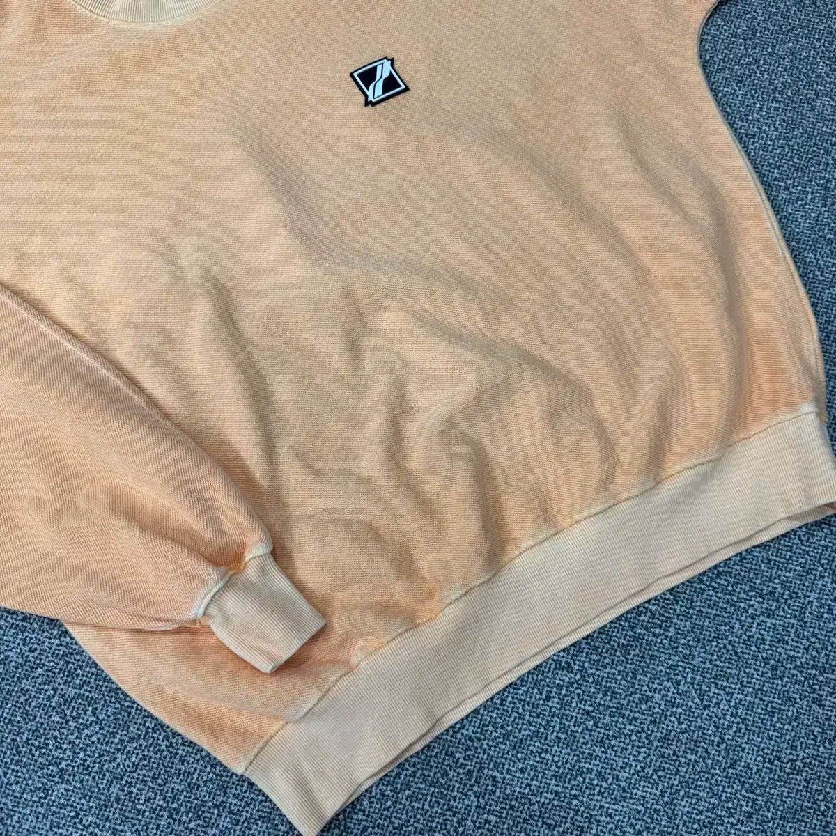 スウェットシャツ