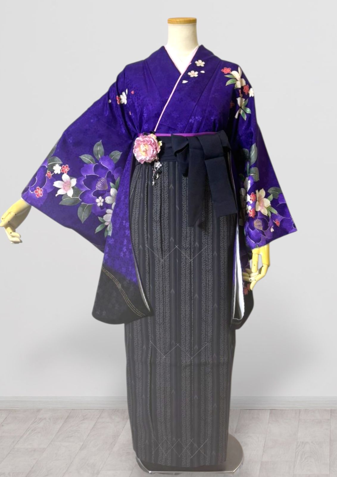 着物 袴 帯 3点セット セット販売 卒業式 に レディース袴セット 成人式 卒業式に 華やか和装 濃紺 紺 椿 大花古典柄 矢羽根 小紋 矢絣 地紋 大正モダン 95-39