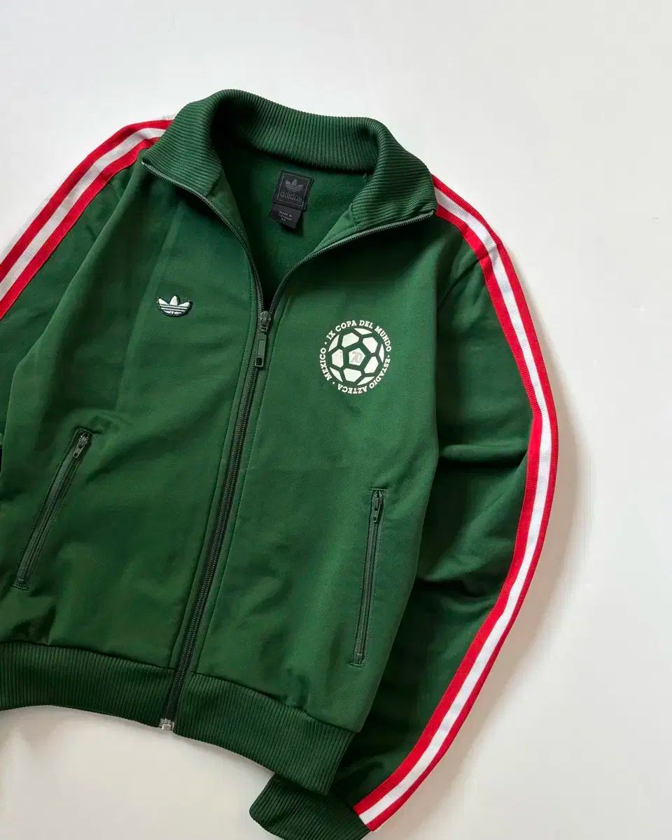 アディダス メキシコ グリーン トラックジャージ