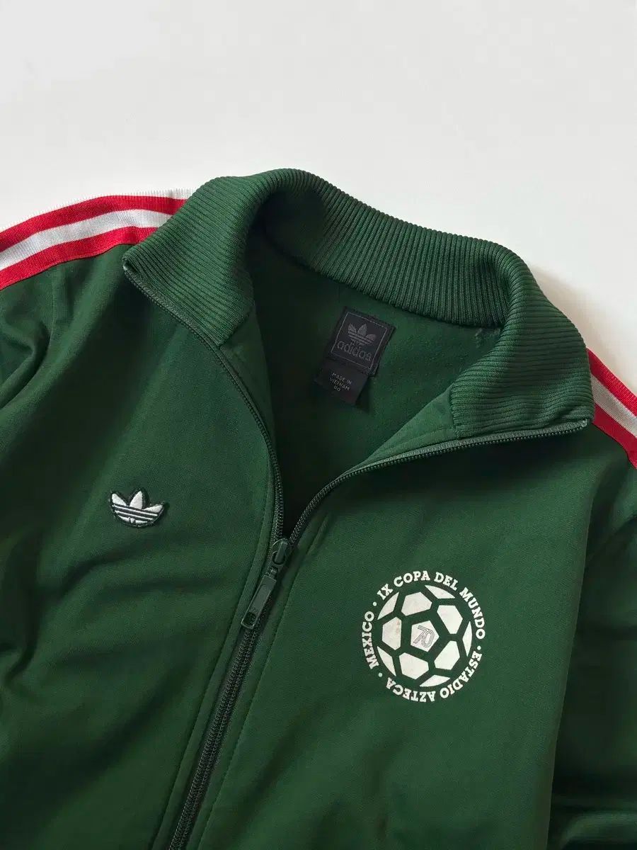アディダス メキシコ グリーン トラックジャージ