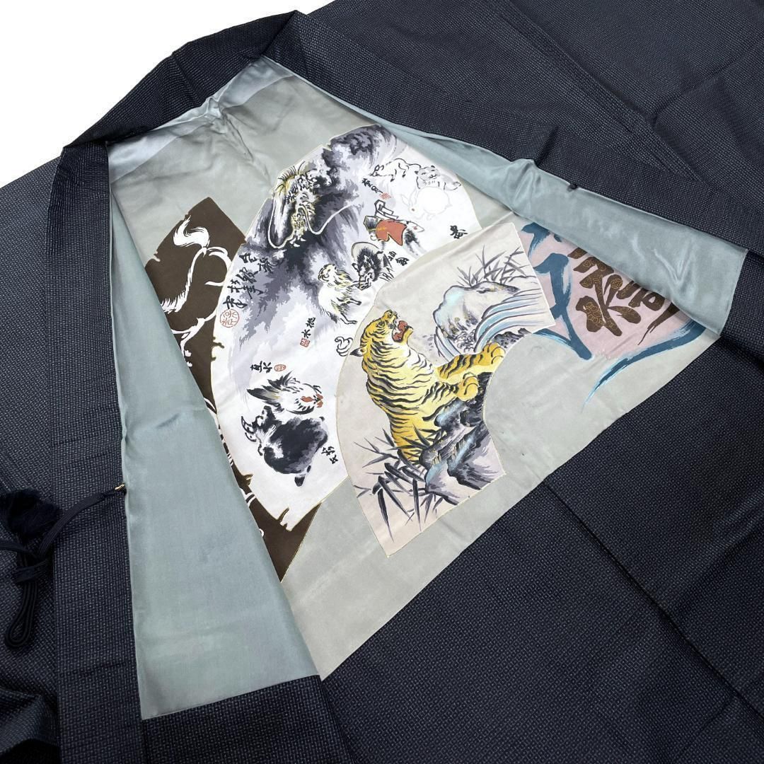  メンズ紬着物 羽織 羽織紐3点セット 袷 正絹 亀甲柄 濃紺 身長172 cm前後 男着物 kimonolove リユース品 オゾン消臭サービス A 1533 着物セット 着物 浴衣