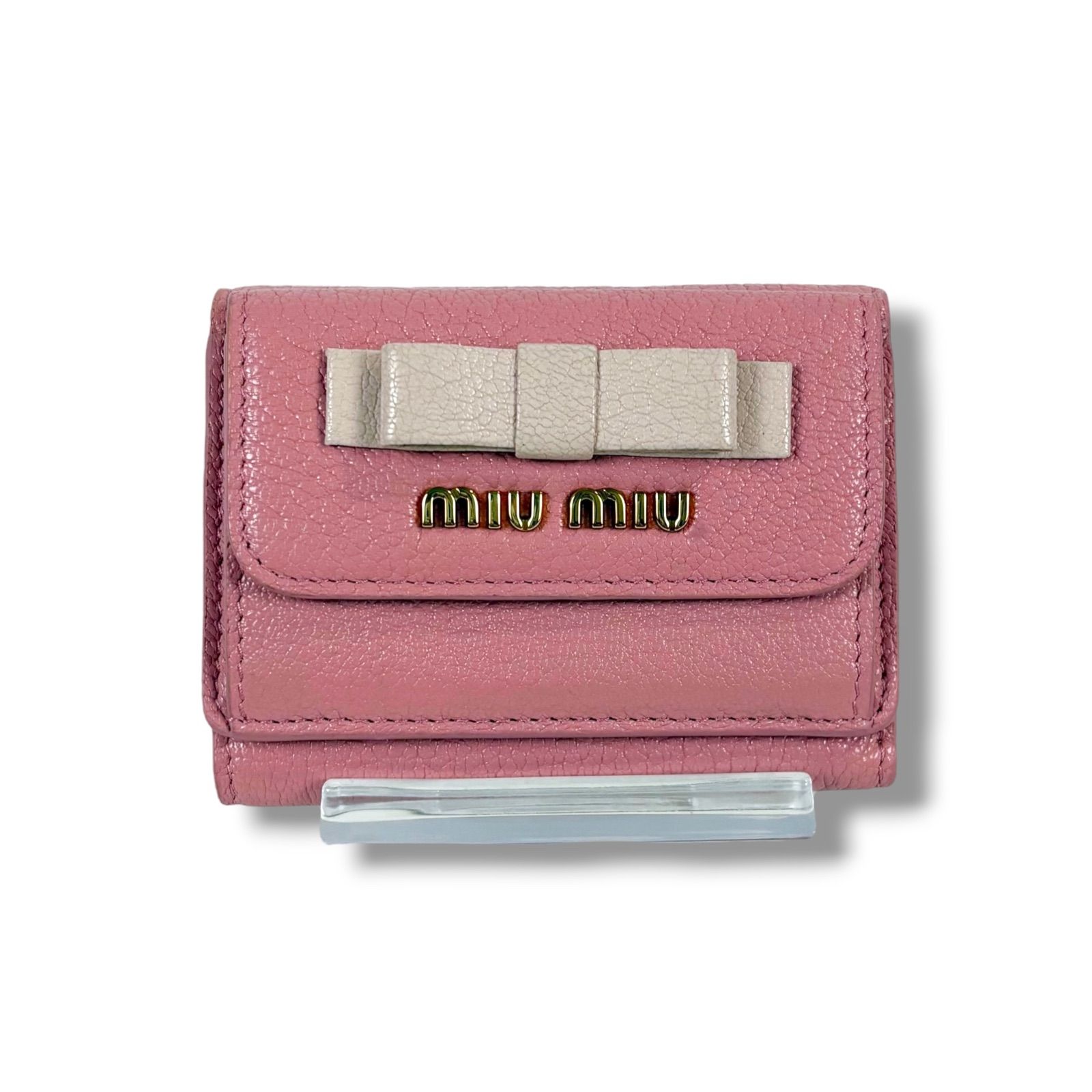 ミュウミュウ MIUMIU ラブレター コンパクトウォレット 三つ折り財布 マドラスレザー ピンク リボン