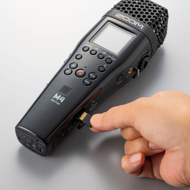 32bitフロート対応の4トラックレコーダー