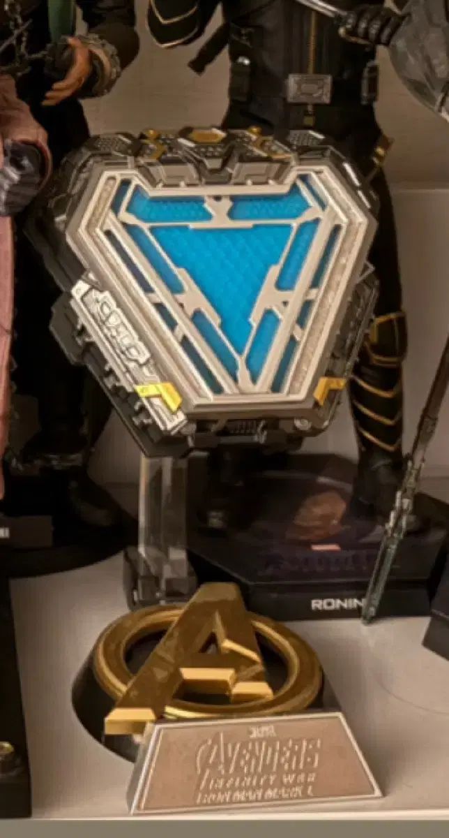 落雷LEE アイアンマン アークスリーアクター