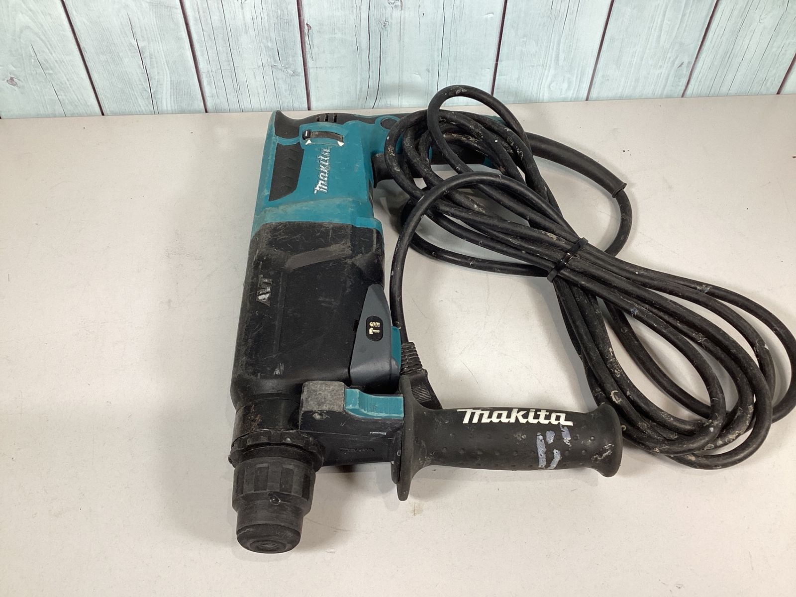 マキタ makita ハンマドリル HR2601F